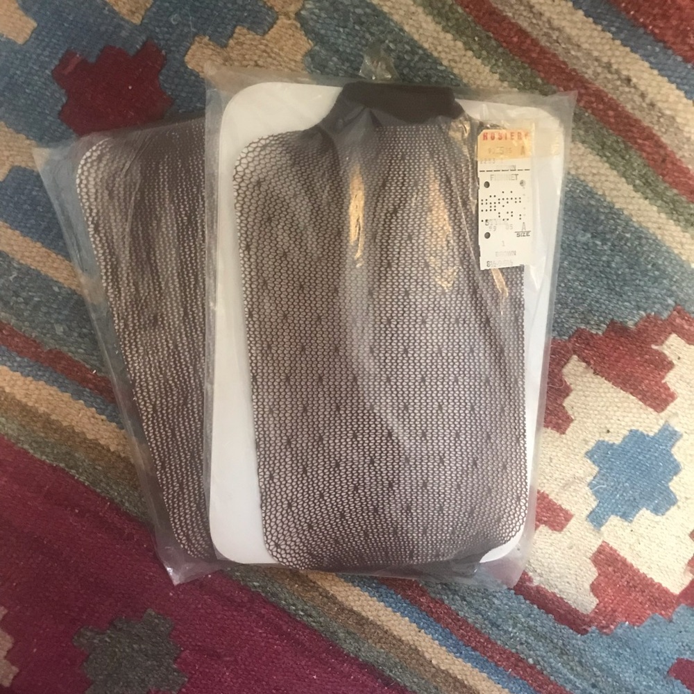 Vintage NWT 100% nylon patterned fishnets sz 8.5-9.5
